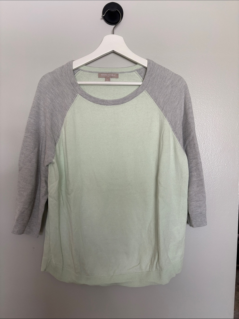 Banana Republic Mint Green Body with Heather Gray Raglan Sleeves Sweatshirt